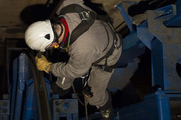 Intervention de maintenance sur un téléphérique