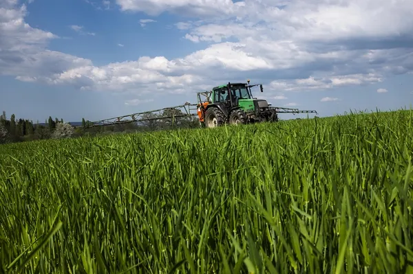 épandage de pesticides, risque potentiel d’atteinte de la fertilité