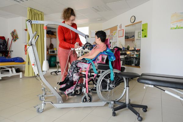 Des adultes handicapés de la Maison d'accueil spécialisée des Quatre Seigneurs 