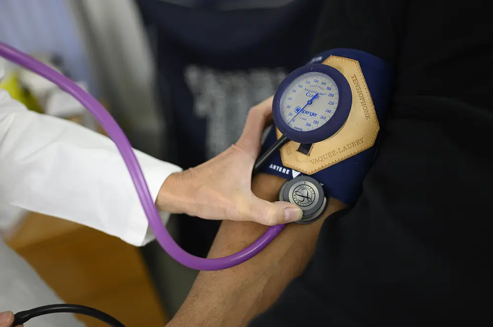 Professionnel de santé dans un service de prévention et de santé au travail